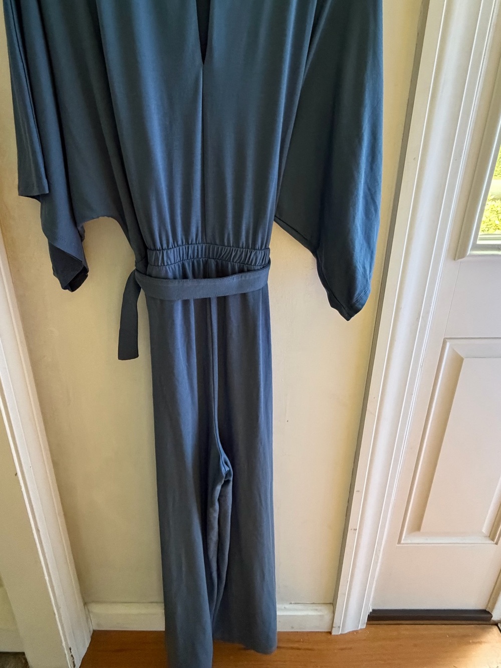 Garnet Hill Size M blue Tencel cropped jumpsuit with kimono sleeves belt.
